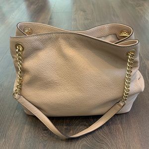 Leather MK Purse with Chain Link Detailing